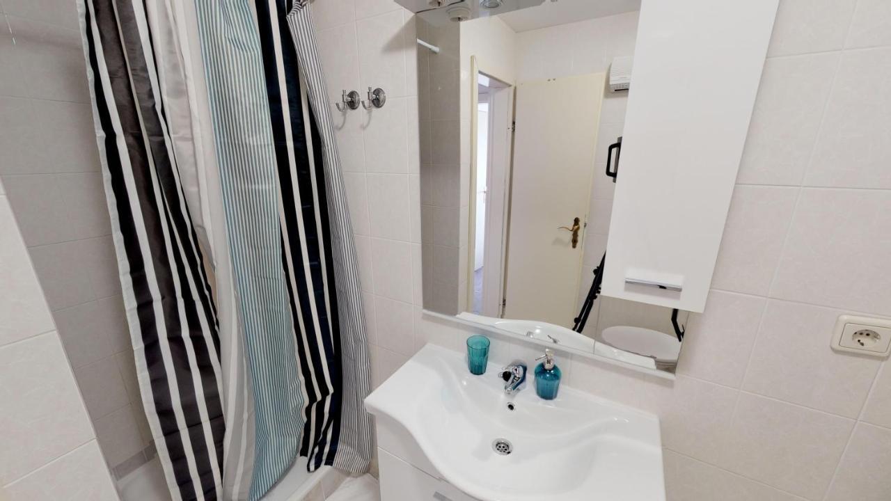Lara Deluxe Superior 5 Star Apartment, Your Piece Of Heaven By The Sea & Park Novigrad  Zewnętrze zdjęcie