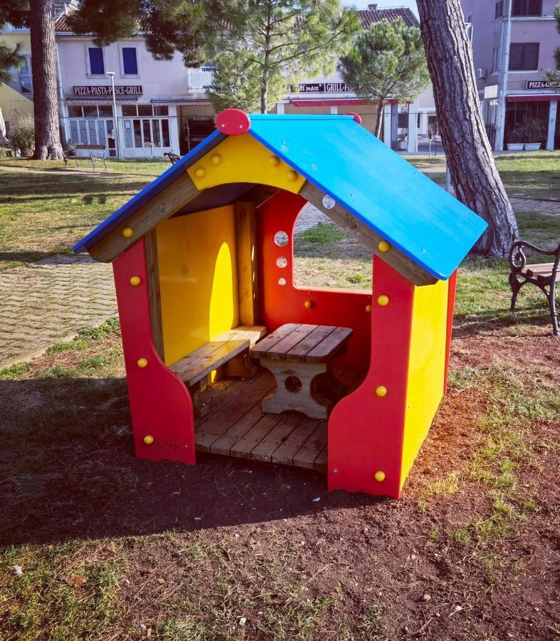 Lara Deluxe Superior 5 Star Apartment, Your Piece Of Heaven By The Sea & Park Novigrad  Zewnętrze zdjęcie