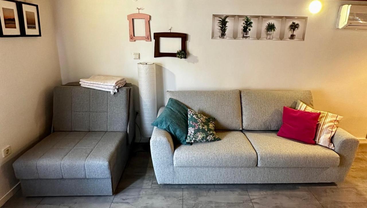 Lara Deluxe Superior 5 Star Apartment, Your Piece Of Heaven By The Sea & Park Novigrad  Zewnętrze zdjęcie